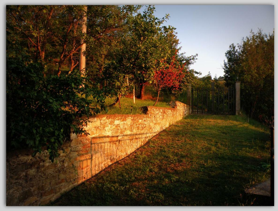 Cascina Luvot Panzió Melazzo Kültér fotó